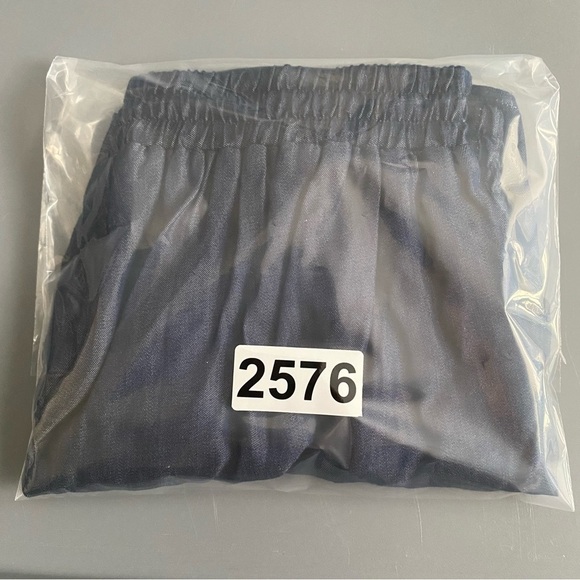 Anthropologie Askari Dark Chambray Flutter Shorts Size XS - Picture 9 of 10